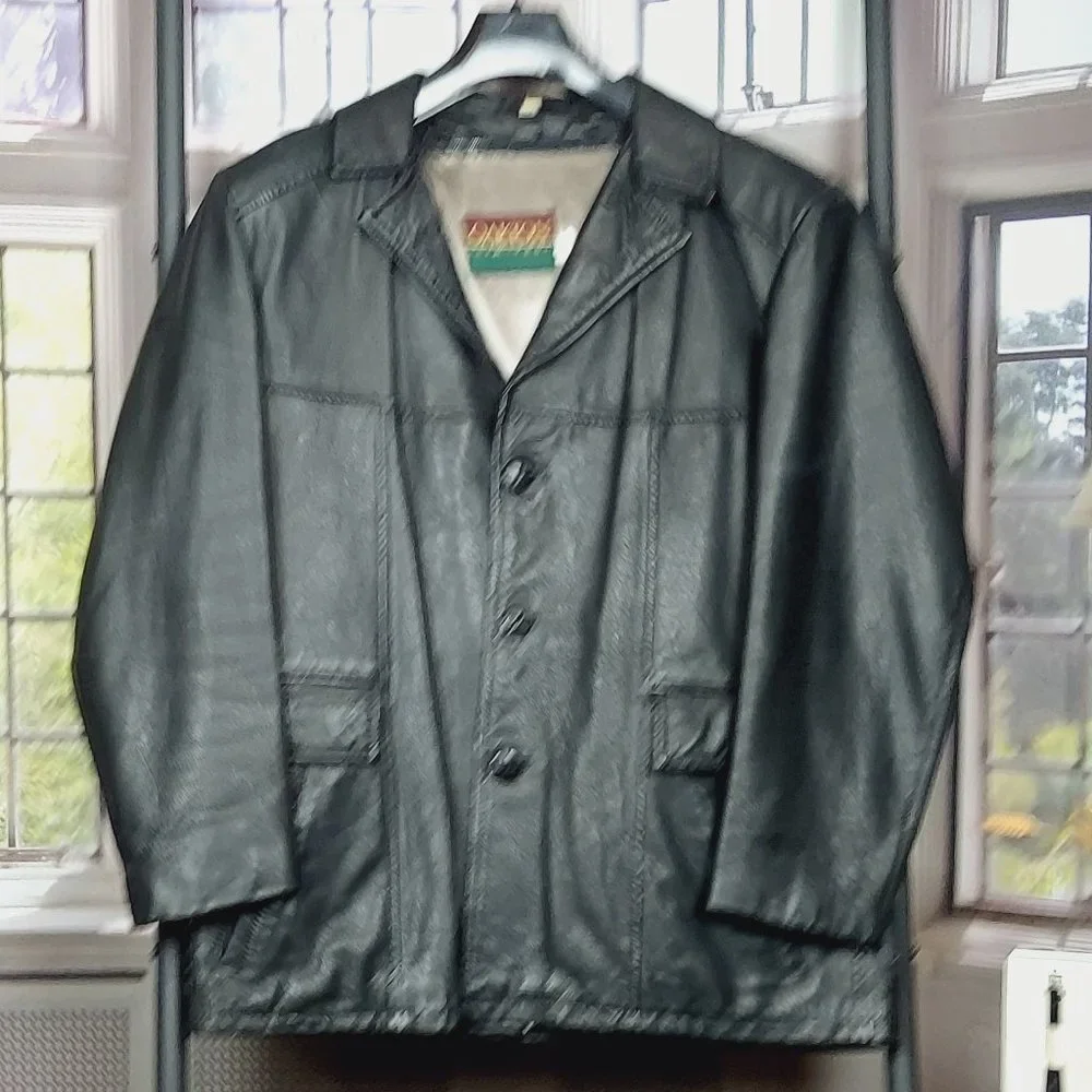 MEN'S GENUINE LEATHER BUTTON FRONT COAT BY OAKTON (M) - Picture 2 of 15